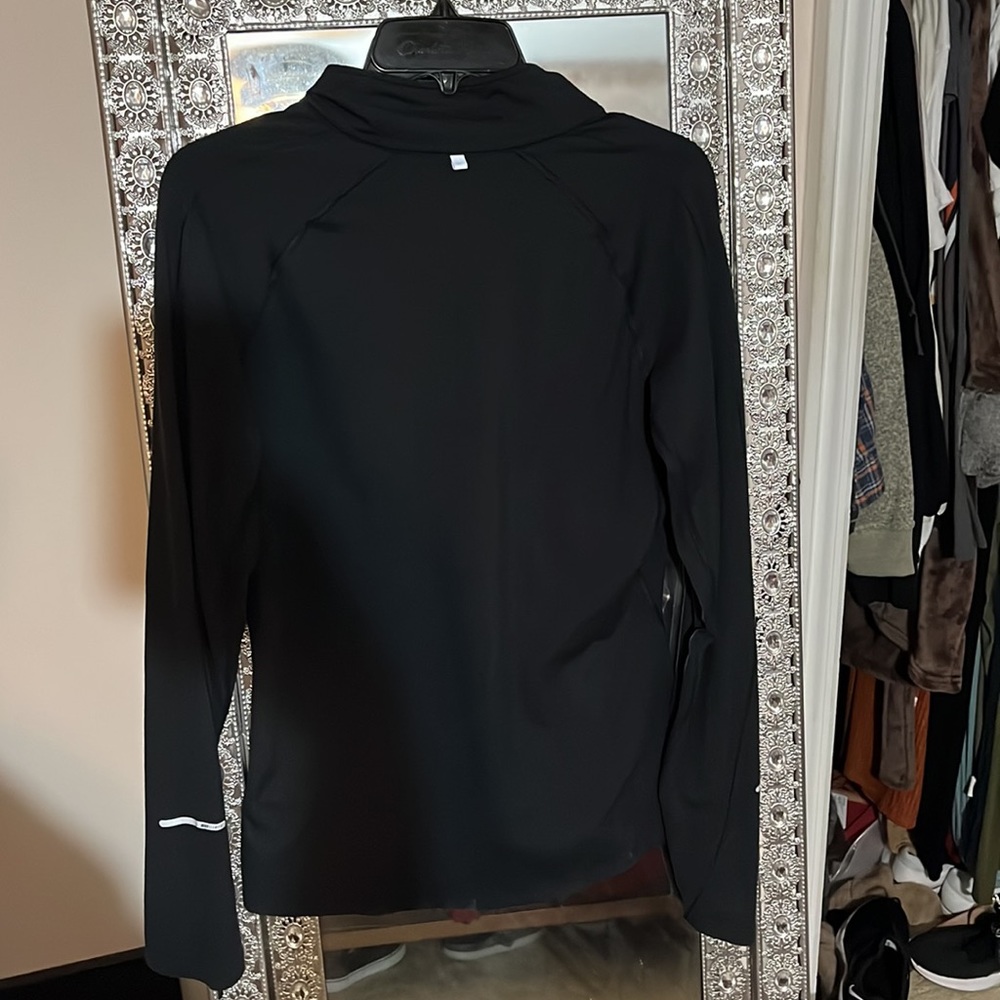 Nike Light Weight Pullover - Picture 6 of 8